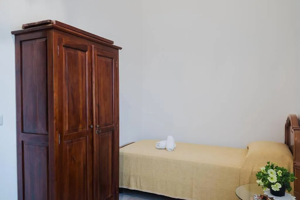 Affittasardegna-Portico Delle Rose Apartment Castelsardo