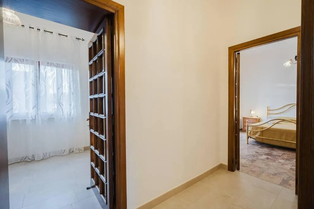 Affittasardegna-Portico Delle Rose Apartment Castelsardo