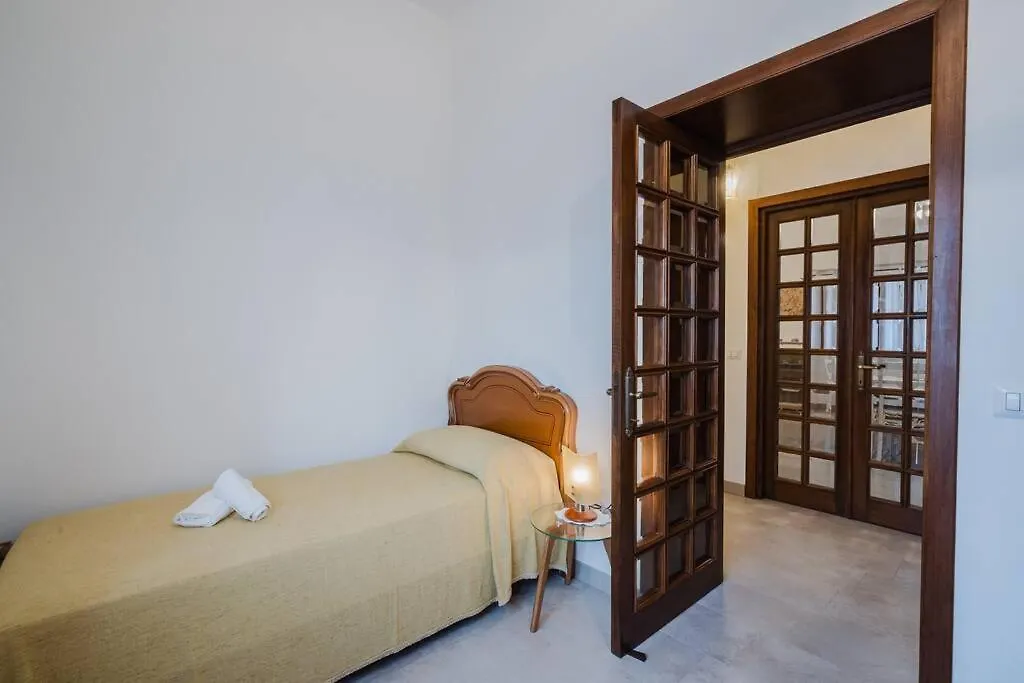 Affittasardegna-Portico Delle Rose Apartment Castelsardo