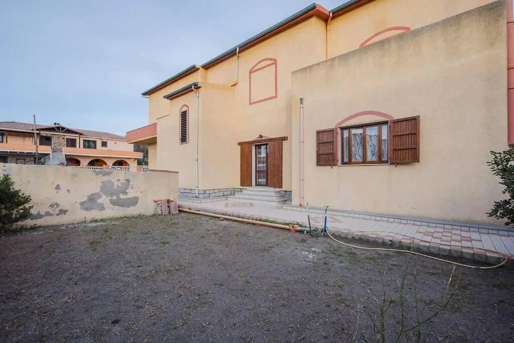 Affittasardegna-Portico Delle Rose Apartment Castelsardo